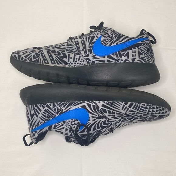 NIKE ROSHE ONE RUNNING SNEAKERS - Picture 4 of 7
